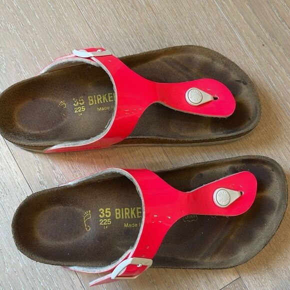 Birkenstock Gizeh BF Patent Candy Pink Sandals, Size 35 - Picture 6 of 6